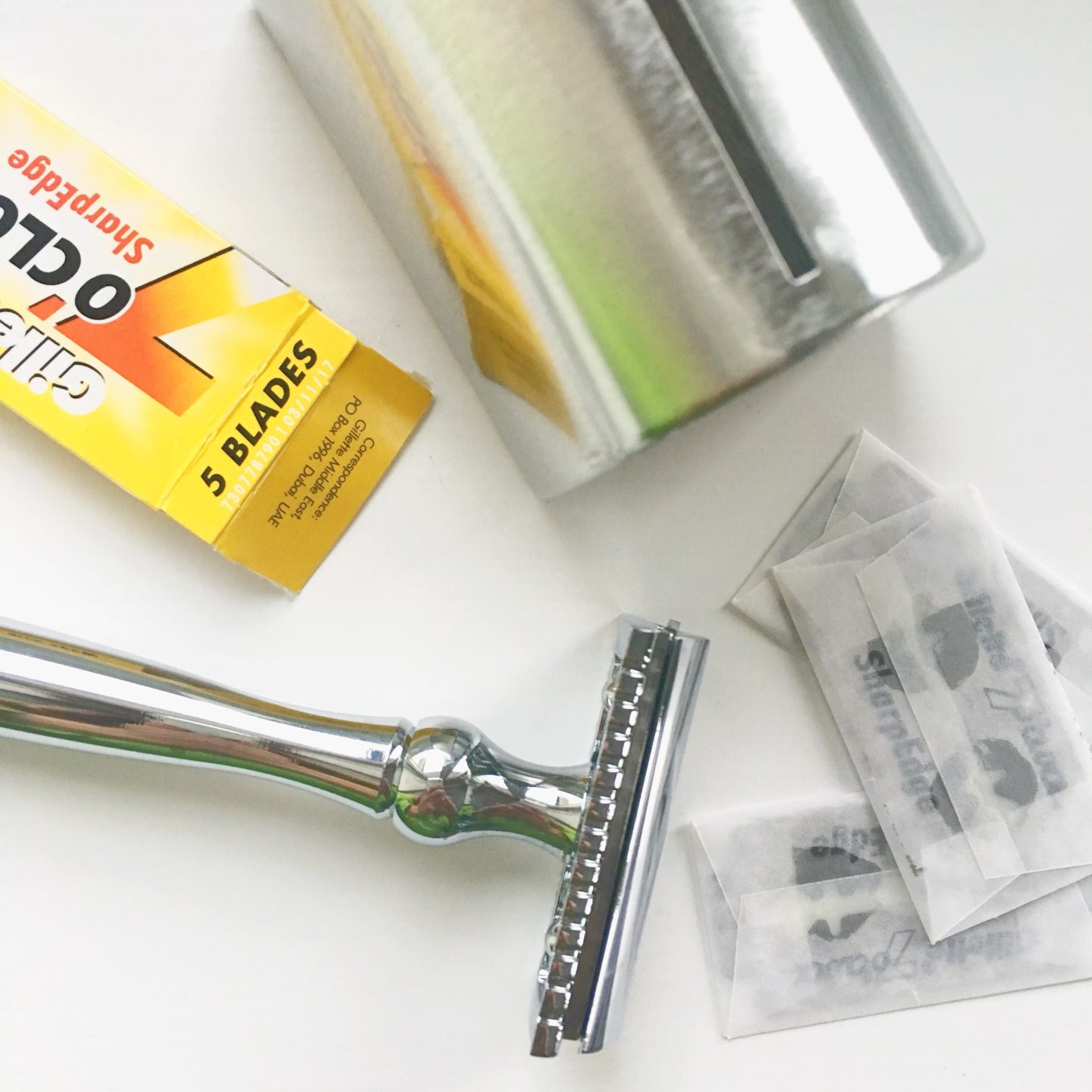 Eco Razor with Gillette Blades and Blade disposal tin bin