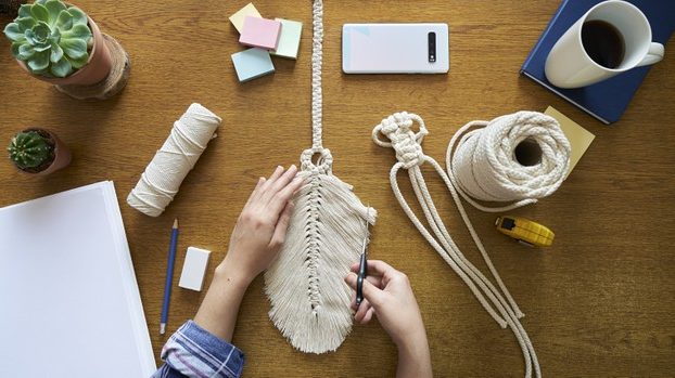 10 Creative and Crafty Kits you can do at Home